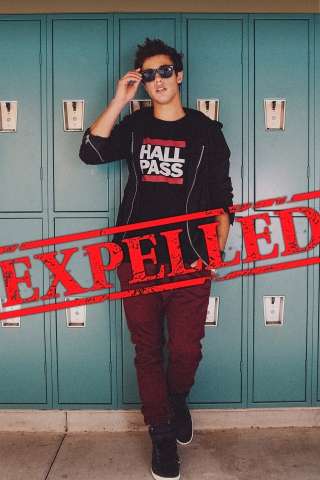 Expelled [HD] (2014 CB01)